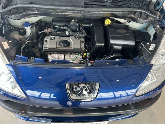 Fahrzeugabbildung Peugeot 1007 AUTOMATIK+EINPARKHILFE+TÜV ASU NEU 1007 Pre