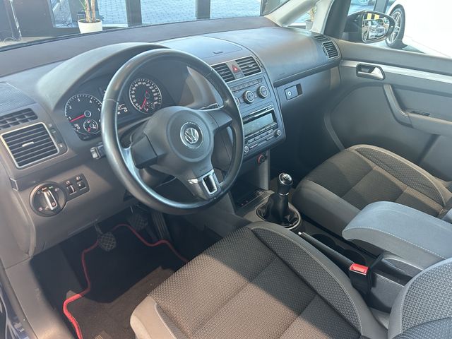 Fahrzeugabbildung Volkswagen Touran SITZHEIZUNG+TEMPOMAT+7 SITZE+PDC Touran C