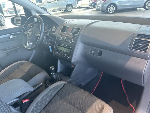 Fahrzeugabbildung Volkswagen Touran SITZHEIZUNG+TEMPOMAT+7 SITZE+PDC Touran C