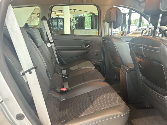 Fahrzeugabbildung Renault Scenic Scenic III Grand BOSE Edition AUTOMATIK+
