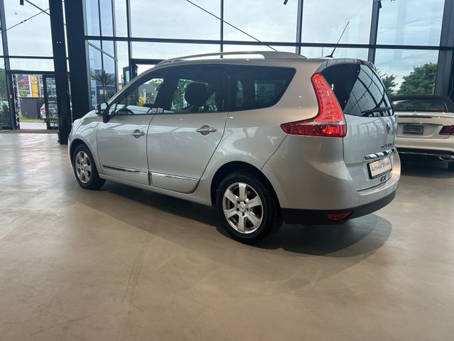 Fahrzeugabbildung Renault Scenic Scenic III Grand BOSE Edition AUTOMATIK+