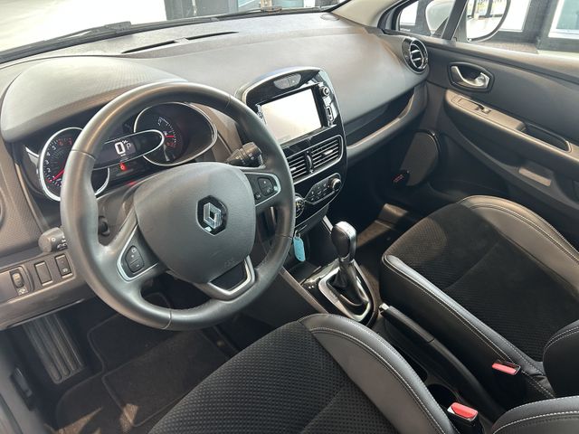 Fahrzeugabbildung Renault Clio AUTOMATIK+NAVIGATION+PDC+TEMPOMAT Clio IV