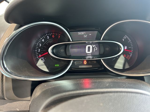 Fahrzeugabbildung Renault Clio AUTOMATIK+NAVIGATION+PDC+TEMPOMAT Clio IV