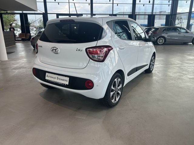 Fahrzeugabbildung Hyundai i10 AUTOMATIK+NAVIGATION+SITZHEIZUNG+PDC i10 Pas