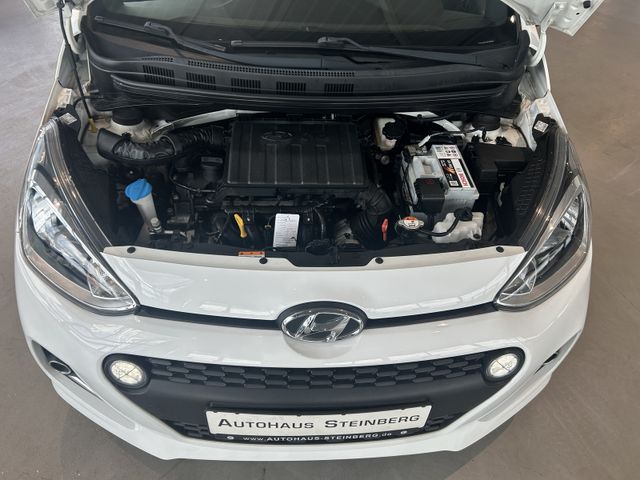 Fahrzeugabbildung Hyundai i10 AUTOMATIK+NAVIGATION+SITZHEIZUNG+PDC i10 Pas