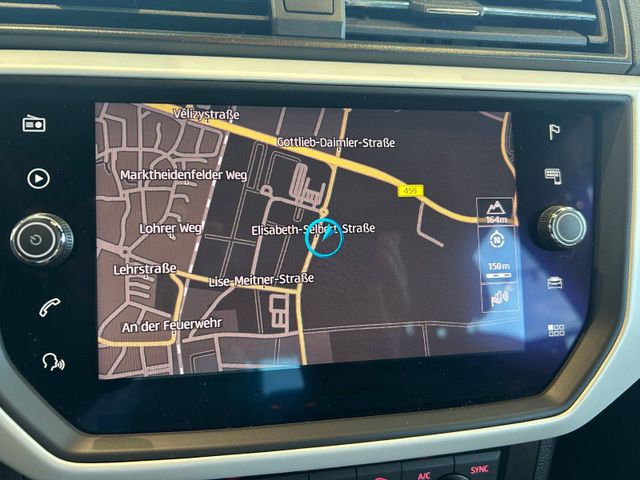 Fahrzeugabbildung Seat Arona AUTOMATIK+NAVI+SHZ+PDC+LED Arona Xcellence