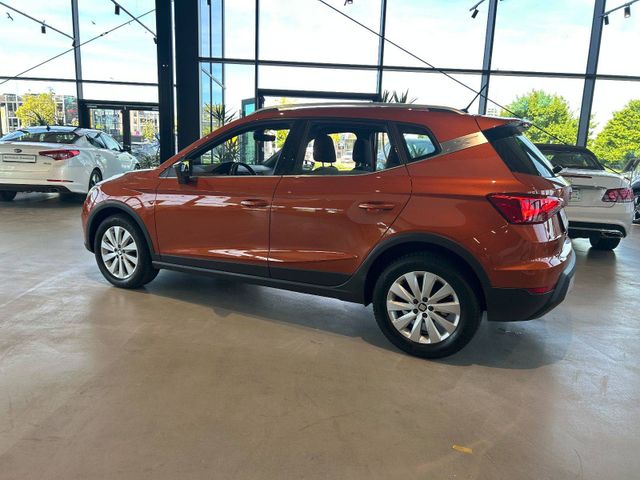 Fahrzeugabbildung Seat Arona AUTOMATIK+NAVI+SHZ+PDC+LED Arona Xcellence