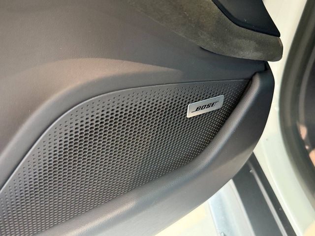 Fahrzeugabbildung Porsche Taycan Taycan GTS SportDesign Carbon PPF BOSE 3
