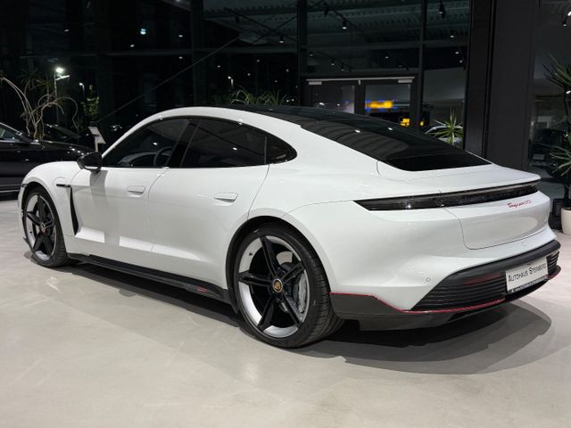Fahrzeugabbildung Porsche Taycan Taycan GTS SportDesign Carbon PPF BOSE 3