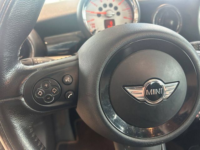 Fahrzeugabbildung MINI COOPER NAVI+PANO+XENON+SHZ+PDC+TEMPOMAT COOPER M