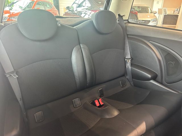 Fahrzeugabbildung MINI COOPER NAVI+PANO+XENON+SHZ+PDC+TEMPOMAT COOPER M