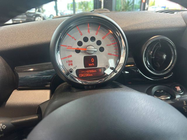 Fahrzeugabbildung MINI COOPER NAVI+PANO+XENON+SHZ+PDC+TEMPOMAT COOPER M
