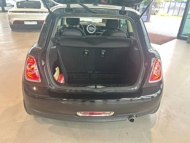 Fahrzeugabbildung MINI COOPER NAVI+PANO+XENON+SHZ+PDC+TEMPOMAT COOPER M