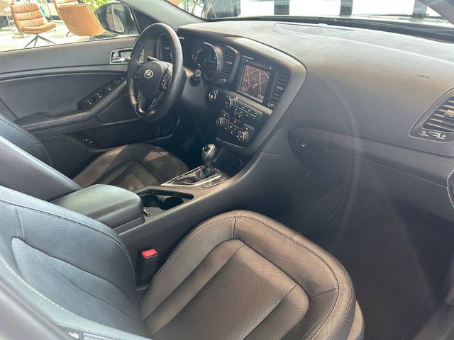 Fahrzeugabbildung Kia Optima AUTOMATIK+NAVI+KAMERA+LEDER+PANO Optima S