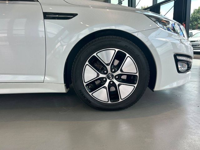 Fahrzeugabbildung Kia Optima AUTOMATIK+NAVI+KAMERA+LEDER+PANO Optima S