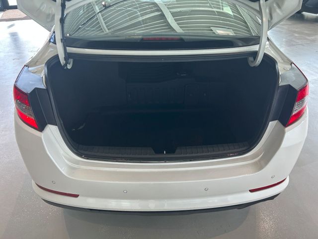 Fahrzeugabbildung Kia Optima AUTOMATIK+NAVI+KAMERA+LEDER+PANO Optima S