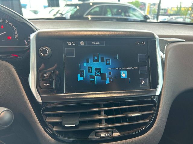 Fahrzeugabbildung Peugeot 208 TEMPOMAT+EINPARKHILFE+TÜV ASU NEU 208 Active