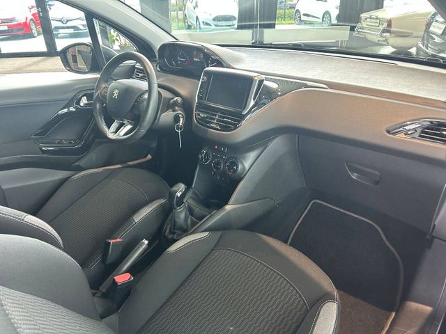 Fahrzeugabbildung Peugeot 208 TEMPOMAT+EINPARKHILFE+TÜV ASU NEU 208 Active