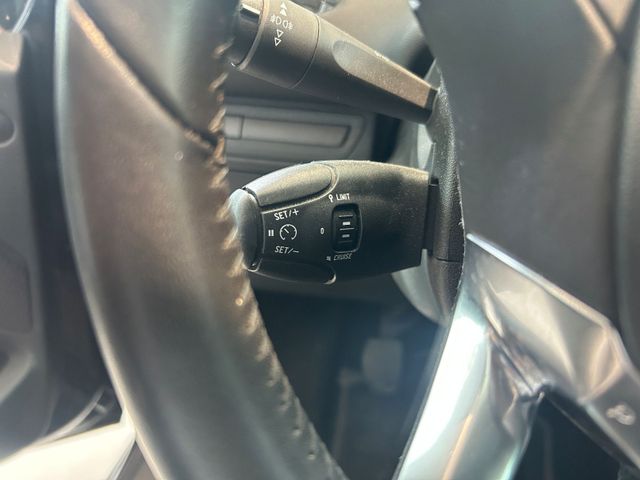 Fahrzeugabbildung Peugeot 208 TEMPOMAT+EINPARKHILFE+TÜV ASU NEU 208 Active
