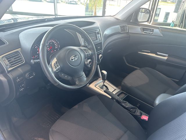 Fahrzeugabbildung Subaru Forester AUTOMATIK+KAMERA+PANO+AHK+SHZ+PDC Fores
