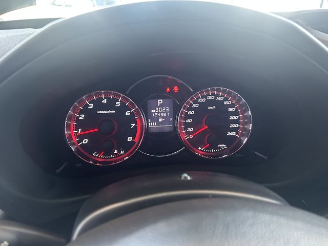 Fahrzeugabbildung Subaru Forester AUTOMATIK+KAMERA+PANO+AHK+SHZ+PDC Fores
