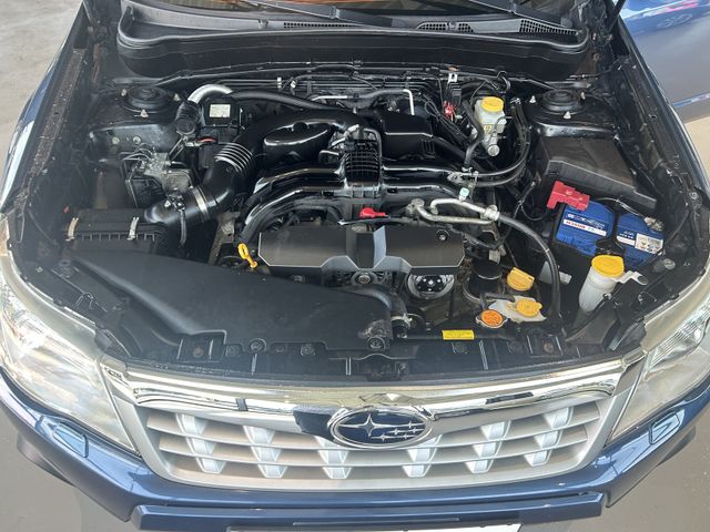Fahrzeugabbildung Subaru Forester AUTOMATIK+KAMERA+PANO+AHK+SHZ+PDC Fores