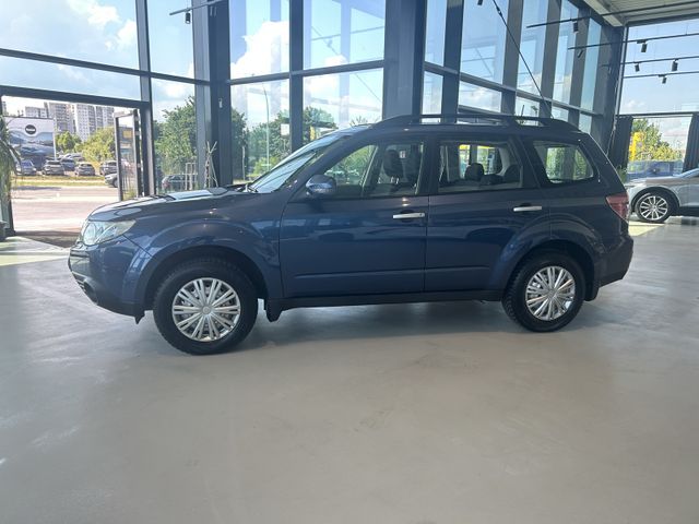 Fahrzeugabbildung Subaru Forester AUTOMATIK+KAMERA+PANO+AHK+SHZ+PDC Fores