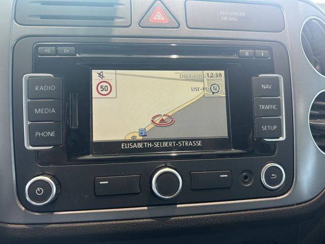 Fahrzeugabbildung Volkswagen Golf NAVIGATION+AHK+SHZ+PDC Golf Plus VI Life
