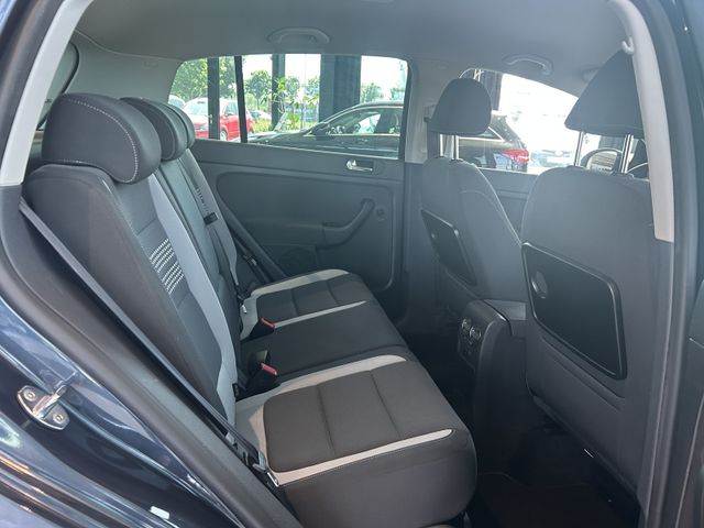 Fahrzeugabbildung Volkswagen Golf NAVIGATION+AHK+SHZ+PDC Golf Plus VI Life