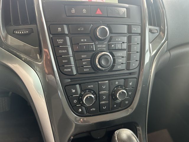 Fahrzeugabbildung Opel Astra AUTOMATIK+NAVIGATION+SHZ+TEMPOMAT+PDC Astr