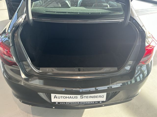 Fahrzeugabbildung Opel Astra AUTOMATIK+NAVIGATION+SHZ+TEMPOMAT+PDC Astr