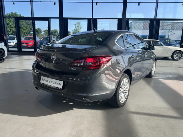 Fahrzeugabbildung Opel Astra AUTOMATIK+NAVIGATION+SHZ+TEMPOMAT+PDC Astr