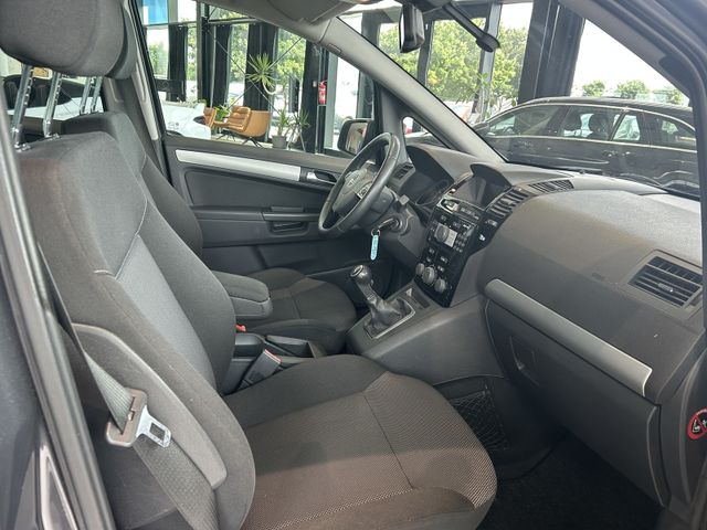 Fahrzeugabbildung Opel Zafira XENON+TEMPOMAT+7 SITZE+EINPARKHILFE Zafir