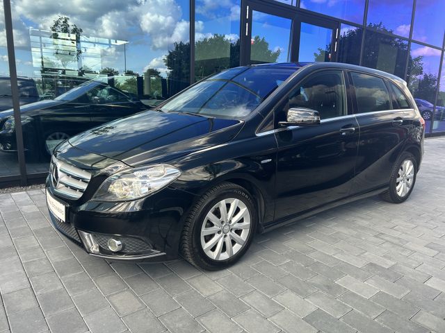 Fahrzeugabbildung Mercedes-Benz B 180 SITZHEINUNG+EINPARKHILFE+ALU B 180 B B 180