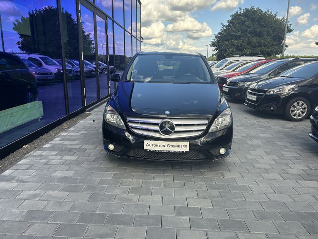 Fahrzeugabbildung Mercedes-Benz B 180 SITZHEINUNG+EINPARKHILFE+ALU B 180 B B 180