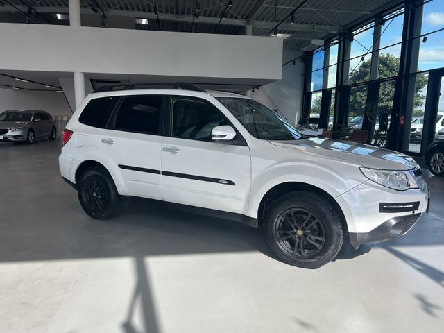 Fahrzeugabbildung Subaru Forester LEDER+PANO+KAMERA+AHK+SHZ Forester Excl