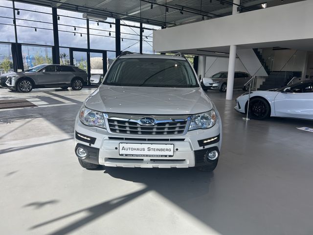 Fahrzeugabbildung Subaru Forester LEDER+PANO+KAMERA+AHK+SHZ Forester Excl