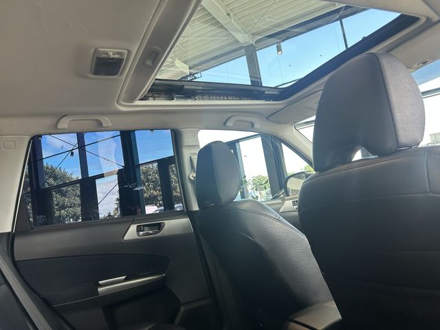 Fahrzeugabbildung Subaru Forester LEDER+PANO+KAMERA+AHK+SHZ Forester Excl
