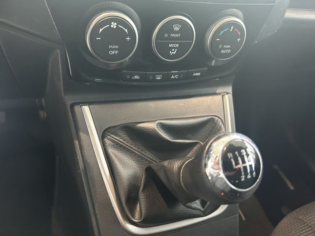 Fahrzeugabbildung Mazda 5 Center-Line AHK+SITZHEIZUNG+TEMPOMAT+PDC+7 SIT
