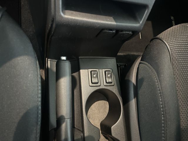 Fahrzeugabbildung Mazda 5 Center-Line AHK+SITZHEIZUNG+TEMPOMAT+PDC+7 SIT