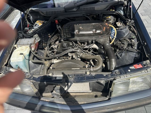Fahrzeugabbildung Mercedes-Benz 190 H KENNZEICHEN+AUTOMATIK+SCHECKHEFT