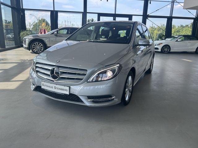 Fahrzeugabbildung Mercedes-Benz B 180 AUTOMATIK+NAVI+KAMERA+SHZ+TEMPOMAT+PDC B 1