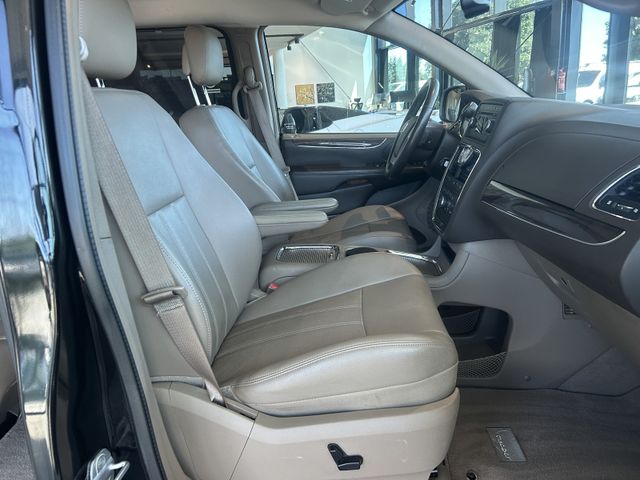 Fahrzeugabbildung Lancia Voyager AUTOMATIK+LEDER+7 SITZE+SHZ+PDC Voyager