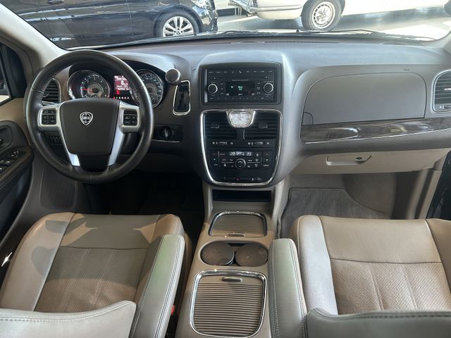 Fahrzeugabbildung Lancia Voyager AUTOMATIK+LEDER+7 SITZE+SHZ+PDC Voyager