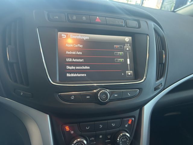 Fahrzeugabbildung Opel Zafira NAVIGATION+KAMERA+AHK+SHZ+1.HAND Zafira C