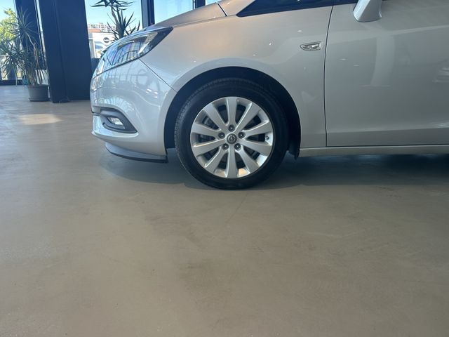 Fahrzeugabbildung Opel Zafira NAVIGATION+KAMERA+AHK+SHZ+1.HAND Zafira C
