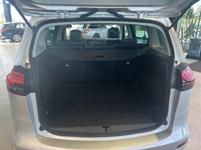 Fahrzeugabbildung Opel Zafira NAVIGATION+KAMERA+AHK+SHZ+1.HAND Zafira C