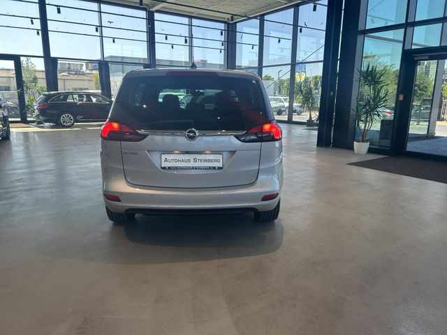 Fahrzeugabbildung Opel Zafira NAVIGATION+KAMERA+AHK+SHZ+1.HAND Zafira C