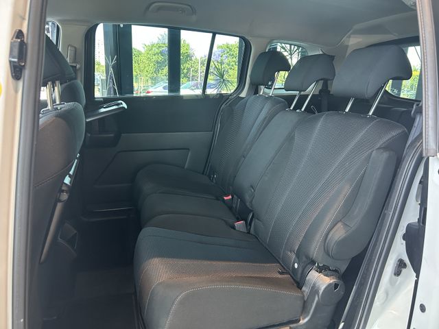 Fahrzeugabbildung Mazda 5 Center-Line AHK+SITZHEIZUNG+TEMPOMAT+PDC+7 SIT