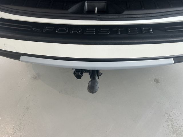 Fahrzeugabbildung Subaru Forester AUTOMATIK+NAVI+GAS+BENZIN+PANO+AHK Fore